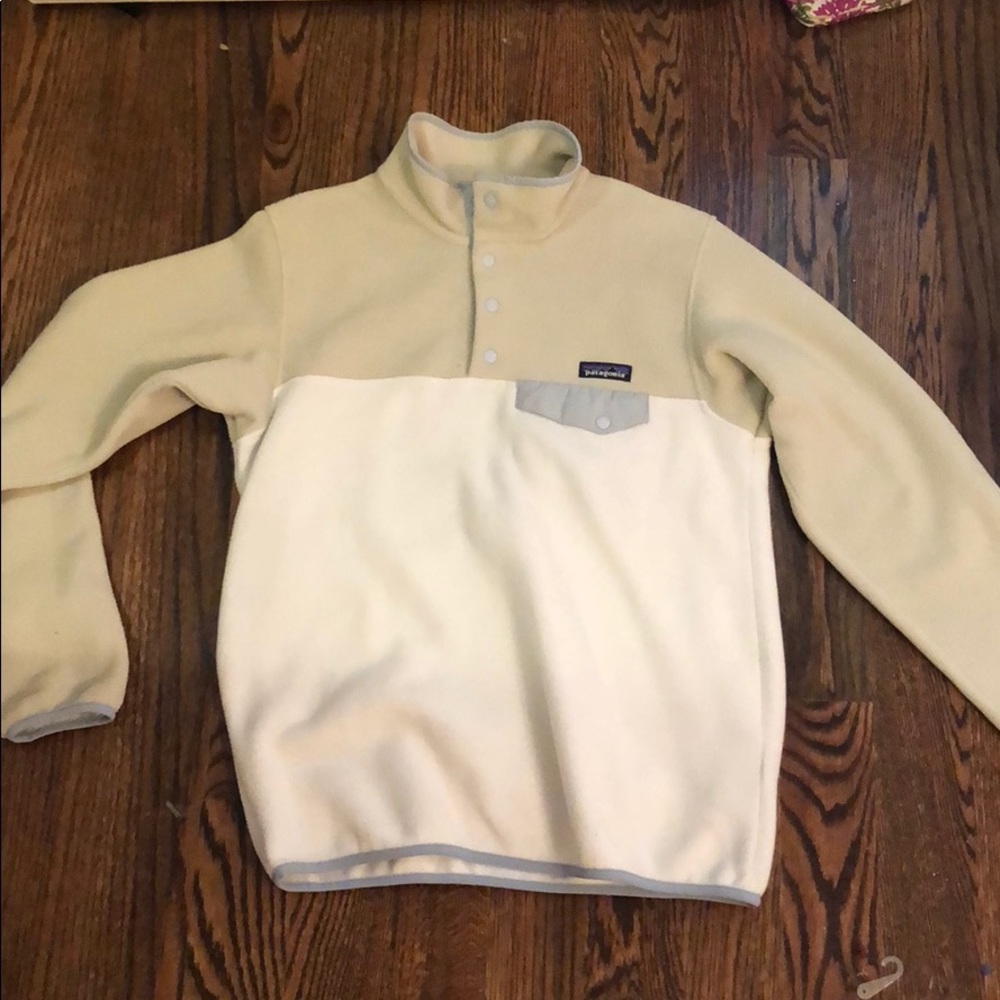 Worn once Patagonia pullover